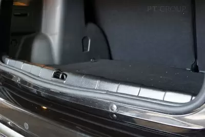 Накладка в проём багажника (ABS) Nissan Terrano с 2014 на автомобиль от Интернет-Магазина Autoboks.kz