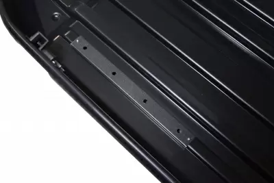 Автобокс на крышу Белый Turino Compact Аэродинамический от интернет-магазина AUTOBOKS.kz. 