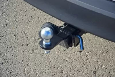 Фаркоп на Toyota RAV4 с 2013-2019 от Интернет-Магазина Autoboks.kz