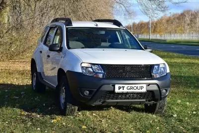 Решетка радиатора (ABS) RENAULT Duster с 2012 на автомобиль от интернет-магазина AUTOBOKS.kz