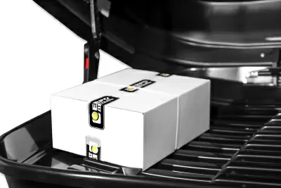 Автобокс ED Магнум 390 (чёрный, тиснение карбон) от интернет-магазина AUTOBOKS.kz. 