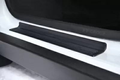 Накладки в проём передних дверей (ABS) Renault DUSTER с 2012