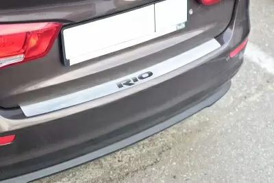 Накладка на задний бампер (НПС) KIA RIO с 2018 - на автомобиль от Интернет-Магазина Autoboks.kz