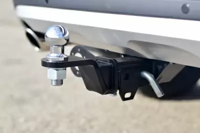 Фаркоп на Renault ARKANA c 2019 от Интернет-Магазина Autoboks.kz