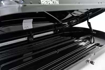 Автобокс REAKTIV Raketa 450 черный глянцевый двустороннее 600 л от интернет-магазина AUTOBOKS.kz. 