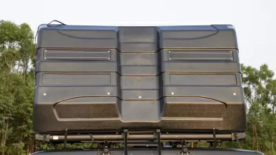 Автопалатка Wild Land Pathfinder II (электрическая модель с черной базовой рамой и солнечной панелью) от интернет-магазина AUTOBOKS.kz. 