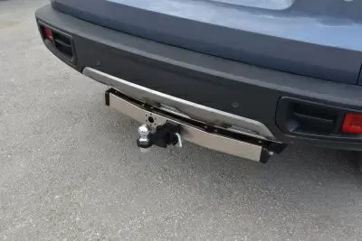 Фаркоп на HAVAL Dargo 2022+ с НЕРЖ накладкой /съемный квадрат/ от Интернет-Магазина Autoboks.kz