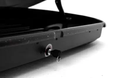 Автобокс REAKTIV Kometa 400 белый глянцевый двустороннее 600 л от интернет-магазина AUTOBOKS.kz. 