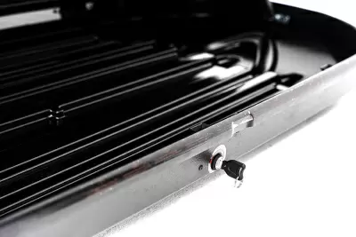 Автобокс REAKTIV Kometa 400 черный глянцевый двустороннее 600 л от интернет-магазина AUTOBOKS.kz. 