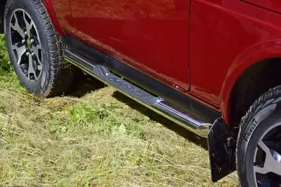 Защита порогов с накладками O76 мм (НПС) LADA 4x4 2121 c 1995 / Urban c 2015 от интернет-магазина AUTOBOKS.kz. 