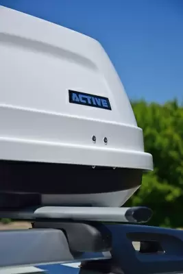 Автобокс на крышу PT-Group Аэродинамический "ACTIVE М" Белый ДВУСТОРОННЕЕ открывание от интернет-магазина AUTOBOKS.kz. 