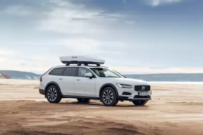 Автобокс Broomer Venture LS 450л белый глянцевый от интернет-магазина AUTOBOKS.kz. 