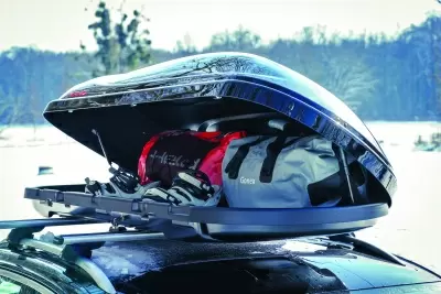 Автобокс Kamei Husky 330 черный глянцевый одностороннее от интернет-магазина AUTOBOKS.kz. 