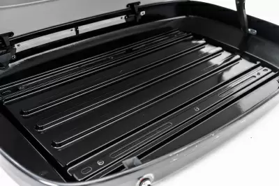 Автобокс REAKTIV Plasma белый глянцевый двустороннее 350 л от интернет-магазина AUTOBOKS.kz. 