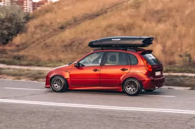 Автобокс Broomer Venture LS 450л черный глянцевый от интернет-магазина AUTOBOKS.kz. 