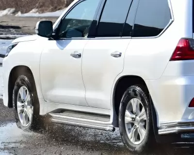 Защита порогов окантовка 51мм (НПС) LEXUS 450D с 2015 от интернет-магазина AUTOBOKS.kz. 