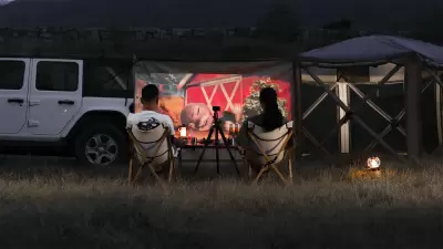 Автомобильный Тент-навес для багажника бежевый от интернет-магазина AUTOBOKS.kz. 