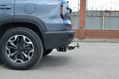 Фаркоп на HAVAL Dargo 2022+ с НЕРЖ накладкой /съемный квадрат/ от Интернет-Магазина Autoboks.kz