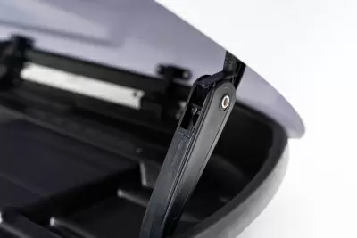 Автобокс REAKTIV Buran 370 белый глянцевый двустороннее 370 л от интернет-магазина AUTOBOKS.kz. 