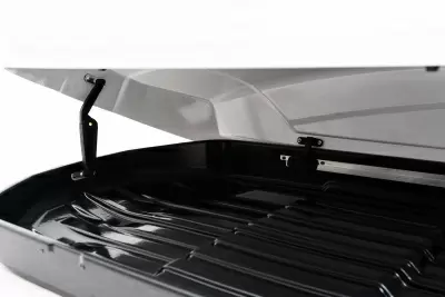 Автобокс REAKTIV Uragan 850 белый глянцевый двустороннее 850 л от интернет-магазина AUTOBOKS.kz. 