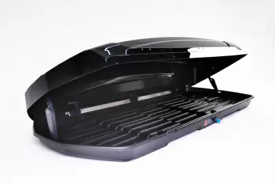 Автобокс REAKTIV Uragan 740 черный глянцевый двустороннее 740 л от интернет-магазина AUTOBOKS.kz. 