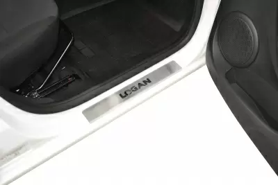 Накладки в проем дверей (4шт) (НПС - нерж.) Renault LOGAN с 2014 на автомобиль от Интернет-Магазина Autoboks.kz