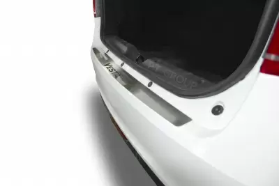 Накладка на задний бампер (НПС) LADA Vesta с 2015 на автомобиль от Интернет-Магазина Autoboks.kz