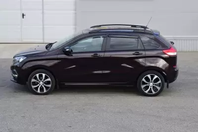 Рейлинги (Черный муар) LADA XRAY с 2016 от интернет-магазина AUTOBOKS.kz. 