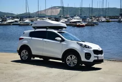 Автобокс на крышу PT-Group Аэродинамический "ACTIVE М" Белый ДВУСТОРОННЕЕ открывание от интернет-магазина AUTOBOKS.kz. 