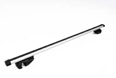 Багажник на крышу REAKTIV CT-5785 135см серебро на классические рейлинги от интернет-магазина AUTOBOKS.kz. 
