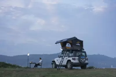 Автопалатка Wild Land Pathfinder II (электрическая модель с черной базовой рамой и солнечной панелью) от интернет-магазина AUTOBOKS.kz. 