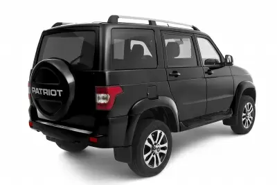 Накладка на задний бампер (НПС) UAZ Patriot 2014- на автомобиль от Интернет-Магазина Autoboks.kz