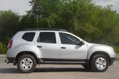 Накладки на двери (Молдинги) (ABS) Renault DUSTER с 2012 от Интернет-Магазина Autoboks.kz