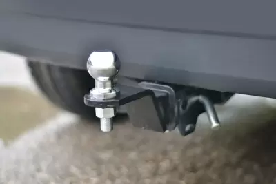 Фаркоп на LADA Largus c 2012 от Интернет-Магазина Autoboks.kz