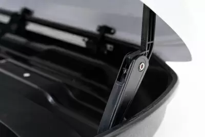 Автобокс REAKTIV Molniya 500 белый глянцевый двустороннее 500 л от интернет-магазина AUTOBOKS.kz. 