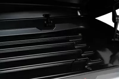 Автобокс Modula CIAO 430 черный глянцевый от интернет-магазина AUTOBOKS.kz. 