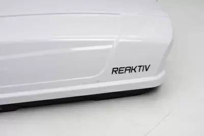 Автобокс REAKTIV Uragan 850 белый глянцевый двустороннее 850 л от интернет-магазина AUTOBOKS.kz. 