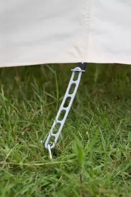 Автомобильный Тент-навес для багажника бежевый от интернет-магазина AUTOBOKS.kz. 