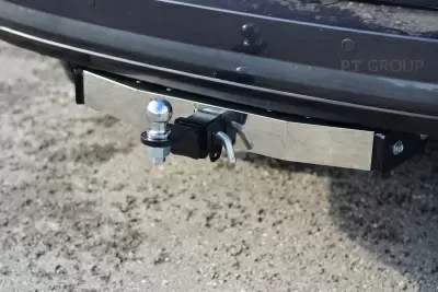 Фаркоп на Toyota Fortuner с 2016 от Интернет-Магазина Autoboks.kz