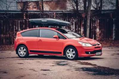 Автобокс Broomer Venture LS 450л черный глянцевый от интернет-магазина AUTOBOKS.kz. 