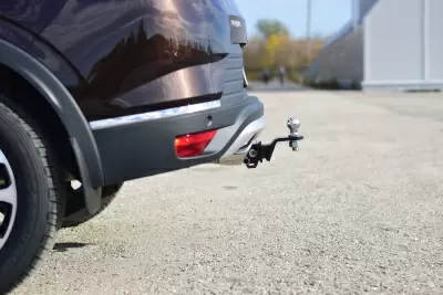 Фаркоп на Renault ARKANA c 2019 от Интернет-Магазина Autoboks.kz