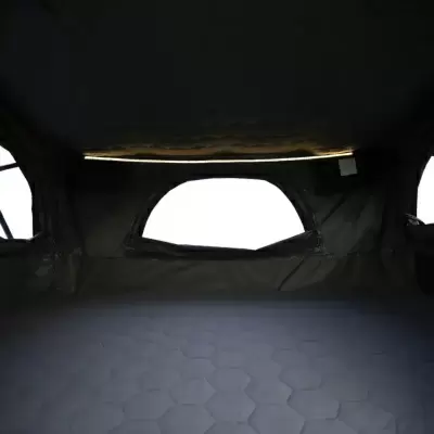 Автопалатка Wild Land Pathfinder II (электрическая модель с черной базовой рамой и солнечной панелью) от интернет-магазина AUTOBOKS.kz. 