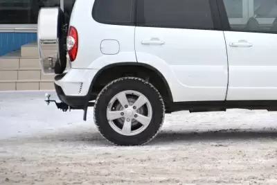 Фаркоп на CHEVROLET Niva 2009-2020/ LADA Niva 2020+/ LADA NIVA Travel 2021+  /съемный квадрат/  от Интернет-Магазина Autoboks.kz