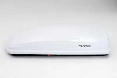 Автобокс REAKTIV Flash 600 белый глянцевый двустороннее 600 л от интернет-магазина AUTOBOKS.kz. 