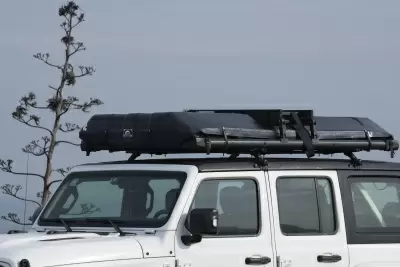 Автопалатка Wild Land Pathfinder II (электрическая модель с черной базовой рамой и солнечной панелью) от интернет-магазина AUTOBOKS.kz. 