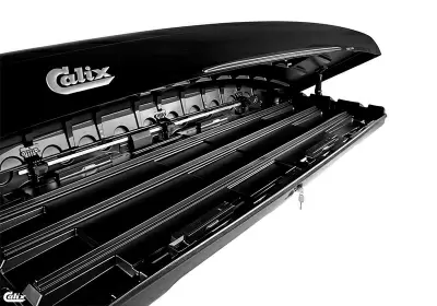 Автобокс Calix Nordic Loader 430 черный глянцевый двустороннее от интернет-магазина AUTOBOKS.kz. 