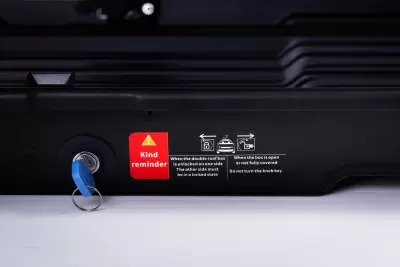 Автобокс REAKTIV Uragan 740 белый глянцевый двустороннее 740 л от интернет-магазина AUTOBOKS.kz. 