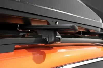 Автобокс Atlant Breeze XL Carbon 450л чёрный карбон (двухсторонний) от интернет-магазина AUTOBOKS.kz. 