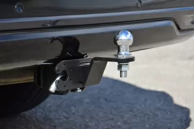 Фаркоп на Toyota LAND CRUISER 200 Executive/Excalibur c 2016 от Интернет-Магазина Autoboks.kz