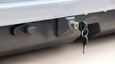 Автобокс на крышу Белый Turino 1 Аэродинамический 410л от интернет-магазина AUTOBOKS.kz. 